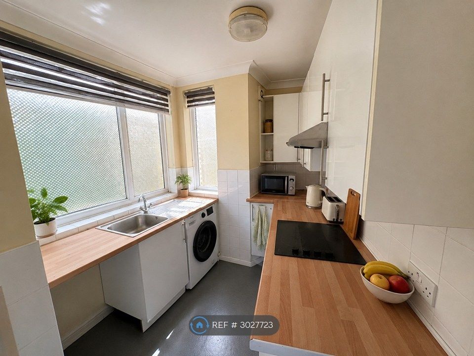 Property photo 2 of 3