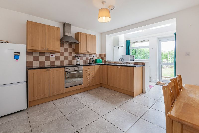 Property photo 2 of 11 Kitchen Diner