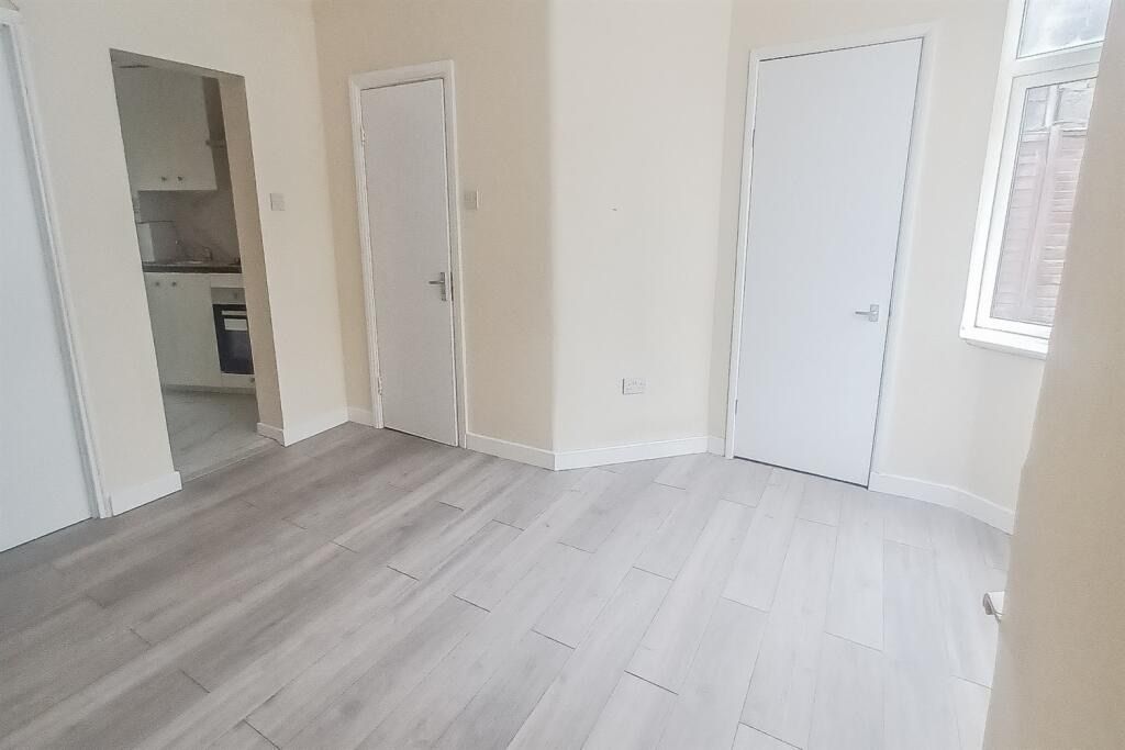 Property photo 2 of 4