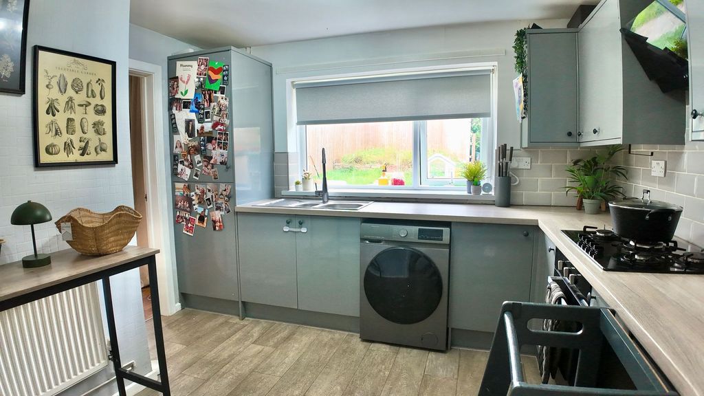 Property photo 3 of 22