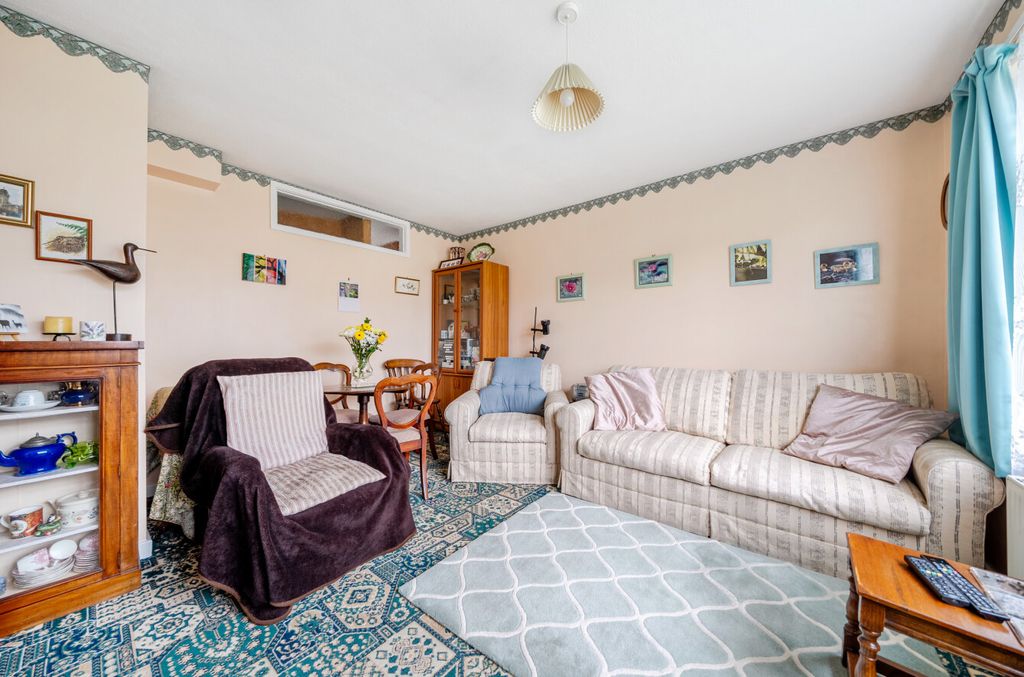 Property photo 3 of 20 1417262-19-6995Aa...