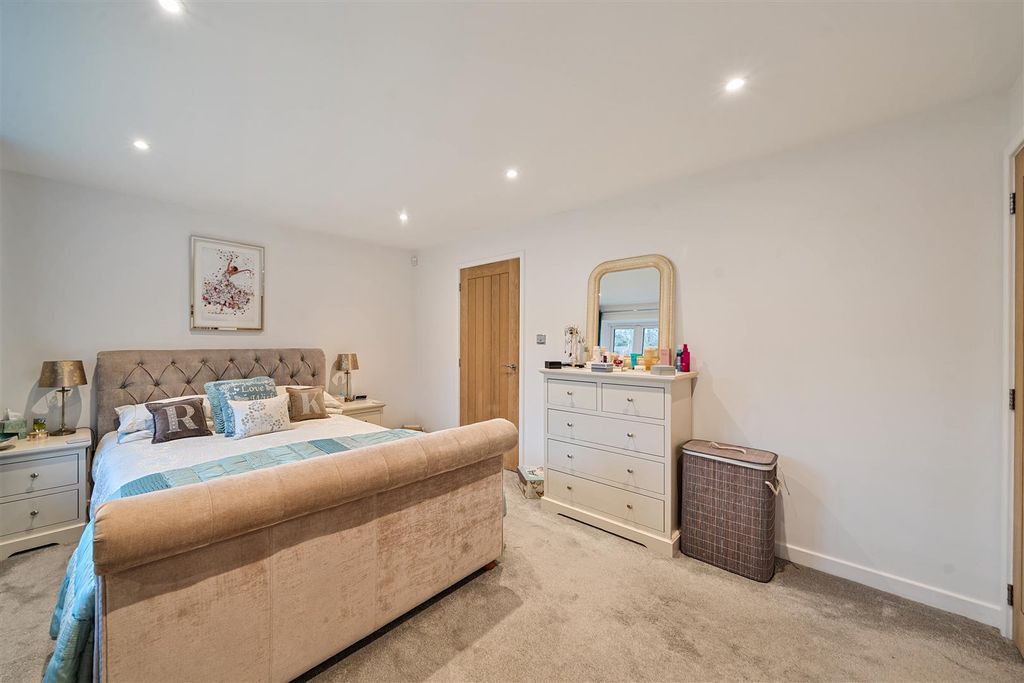 Additional image 41 of 6 bed detached house for saleOutwood Lane, Chipstead, Coulsdon CR5