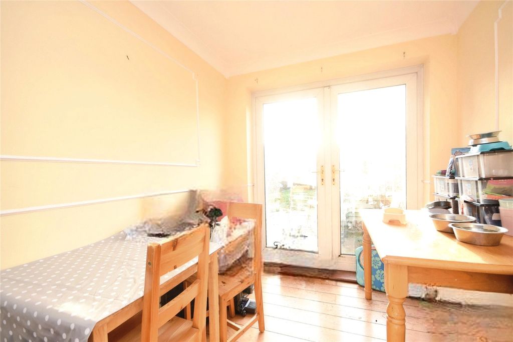 Property photo 3 of 12 Dining Room