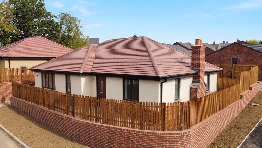 Property photo 1 of 15 1