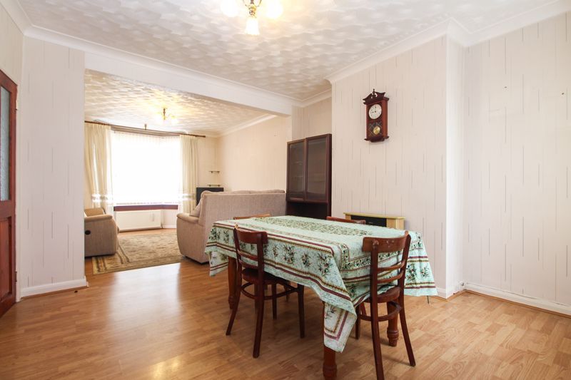 Property photo 3 of 20 Lounge/Dining Room