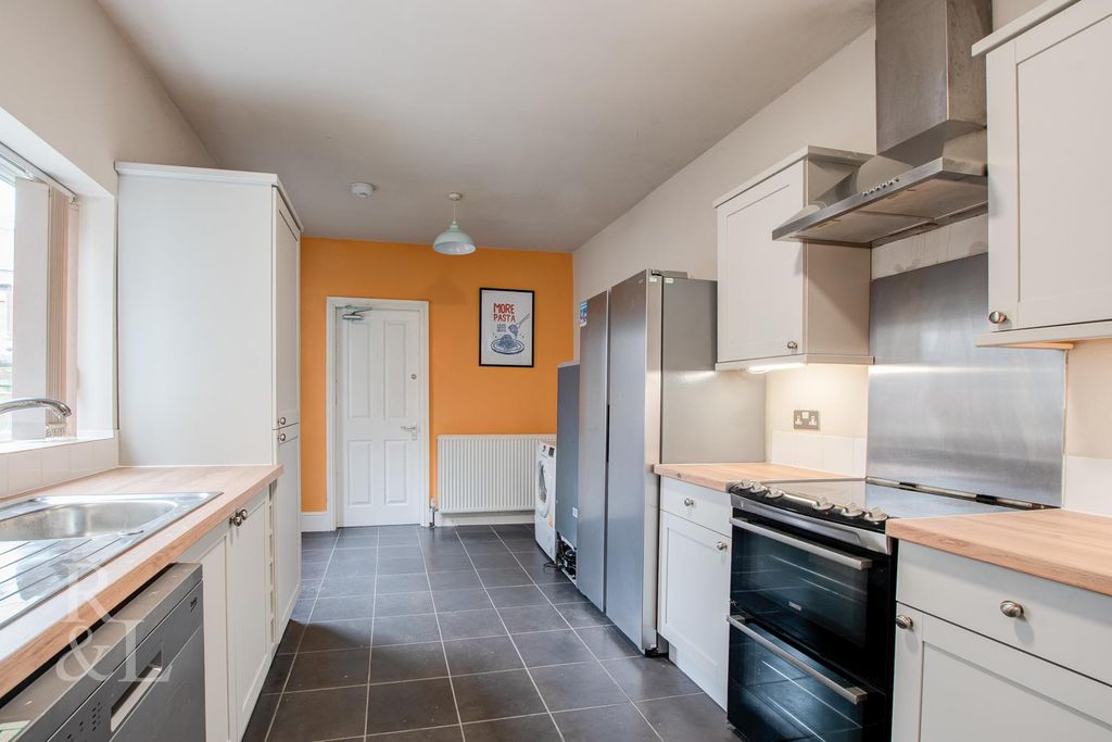 Property photo 3 of 18 Batched  (5).Jpg