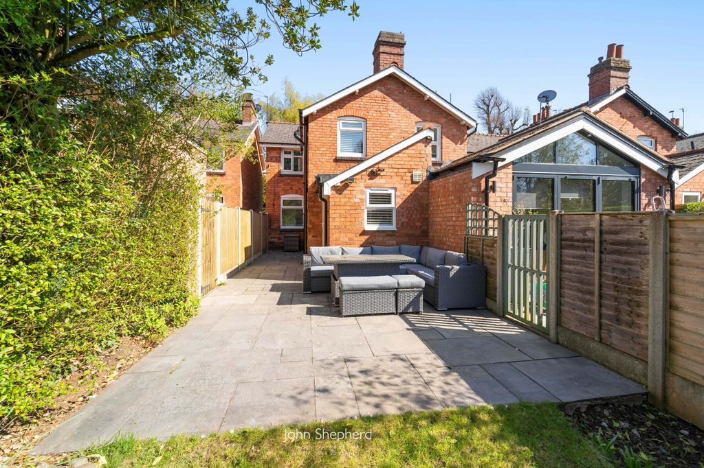 Property photo 2 of 17 Picture No. 15