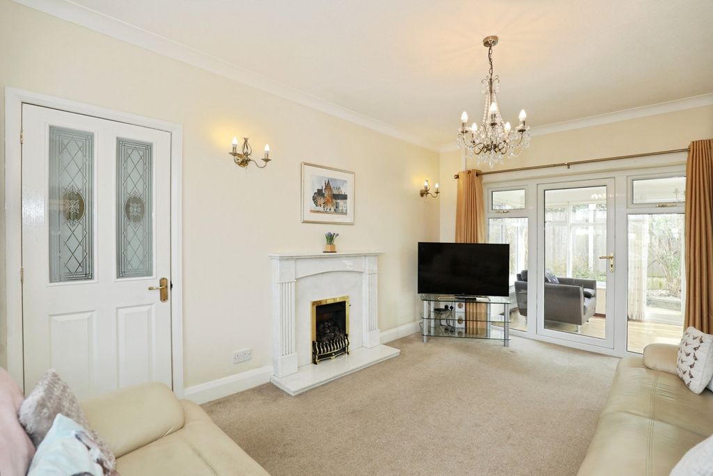 Property photo 2 of 15 Pbox-Img.Jpg