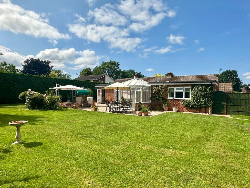 Property photo 3 of 18