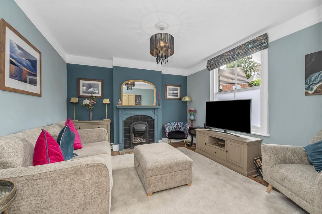 Property photo 3 of 18 Dcp_2807.Jpg