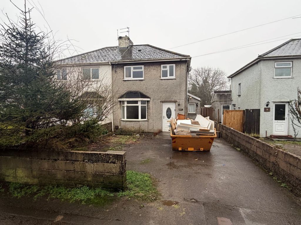 Property photo 2 of 21