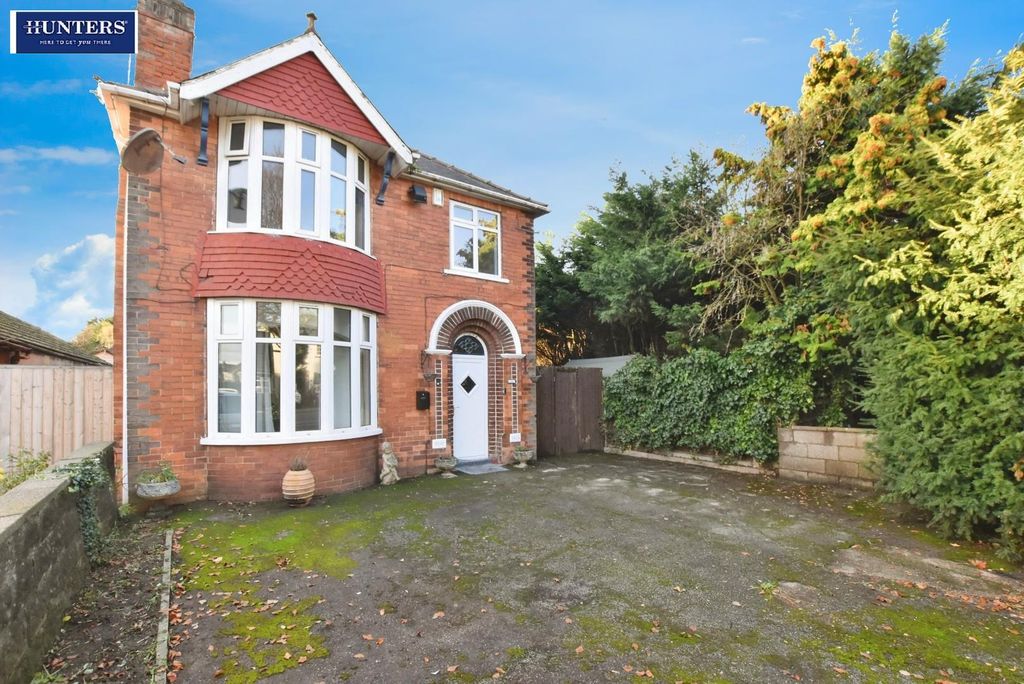 Property photo 1 of 33 Front