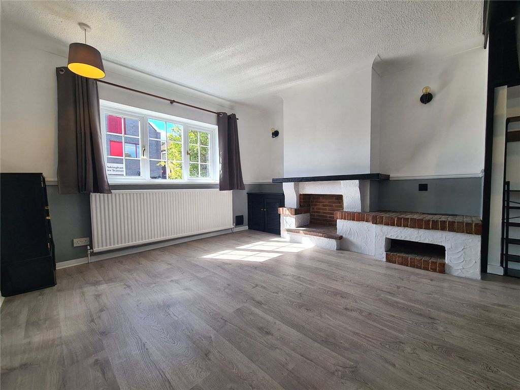 Property photo 3 of 19 Picture No. 21