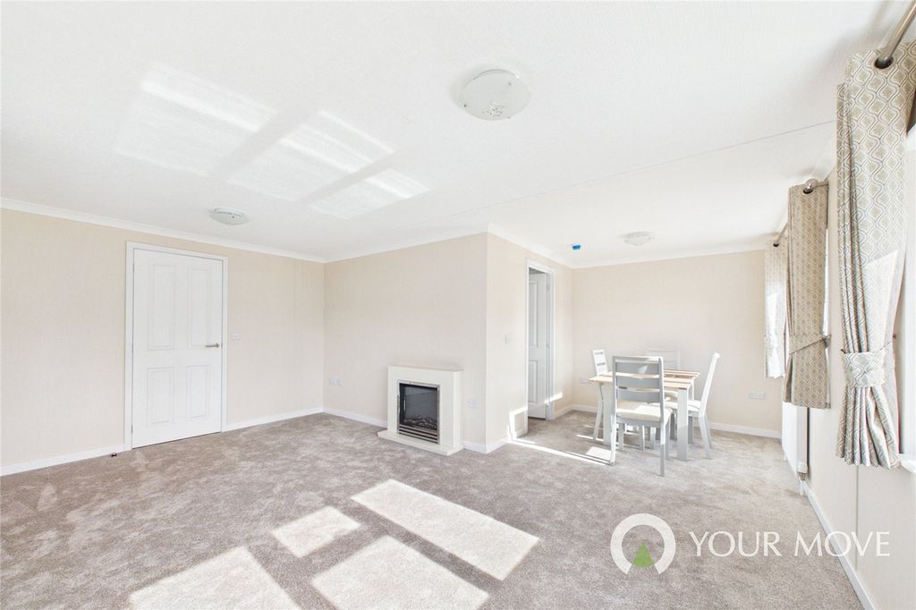 Property photo 2 of 13 Picture No. 02