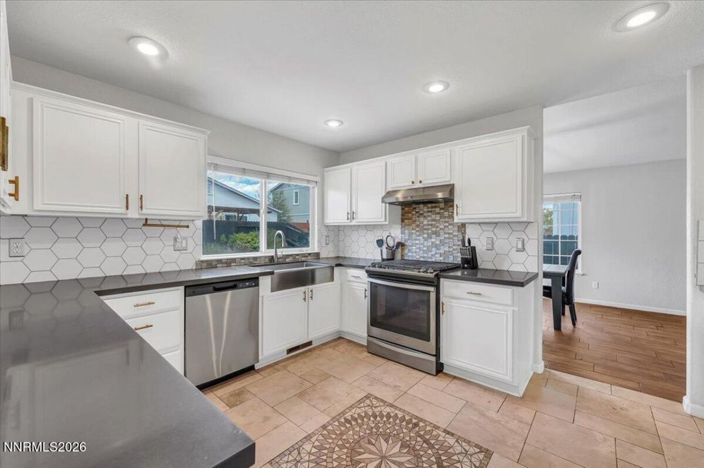 Property photo 3 of 30 <Alttext/>