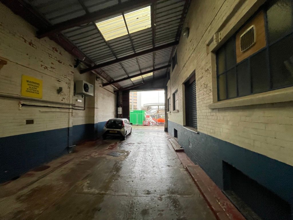 Property photo 3 of 5 Photo 5