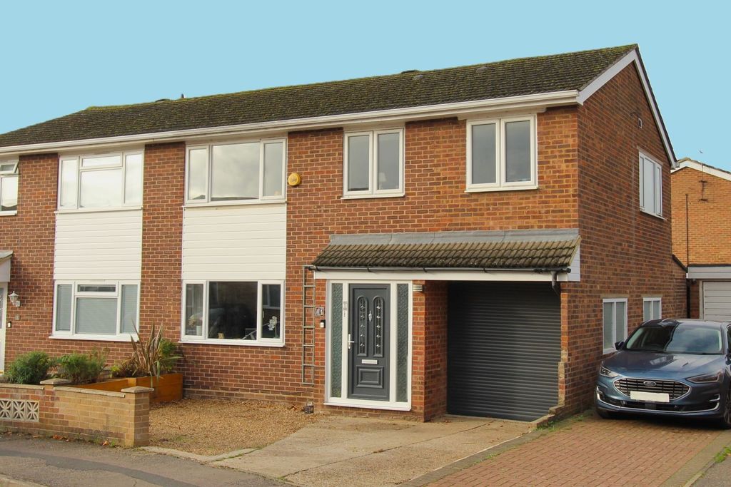 Property photo 1 of 19 Front