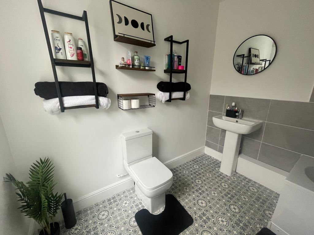 Property photo 1 of 18 Img_1035