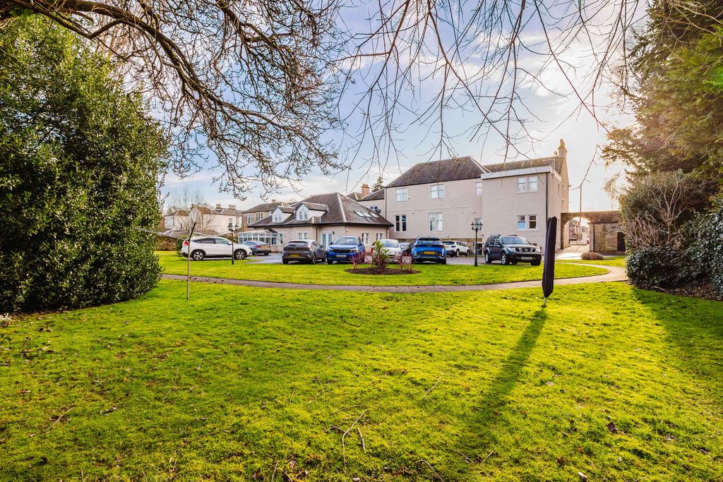 Additional image 21 of 4 bed maisonette for saleLondon Road, Kilmarnock KA3