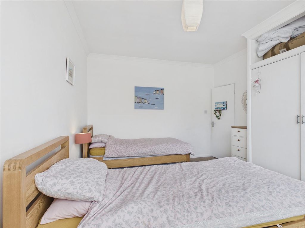 Additional image 15 of 3 bed flat for saleMilford Street, Saundersfoot SA69