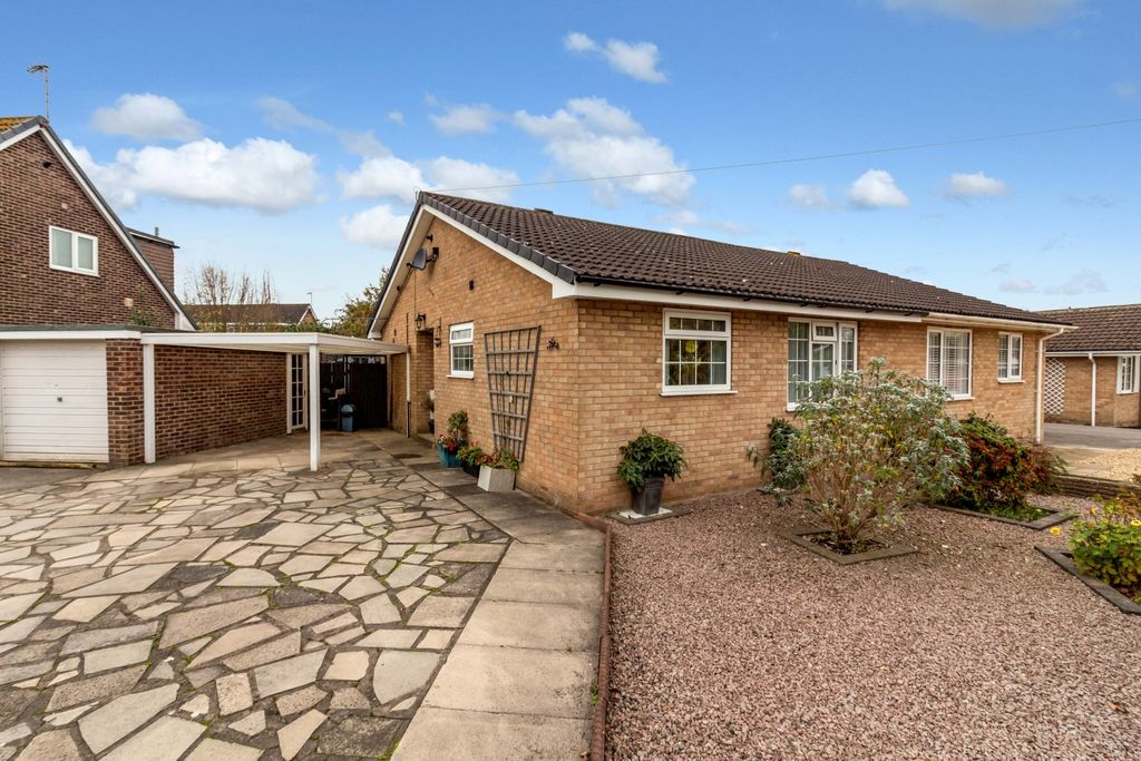 Property photo 1 of 18 Img_0528