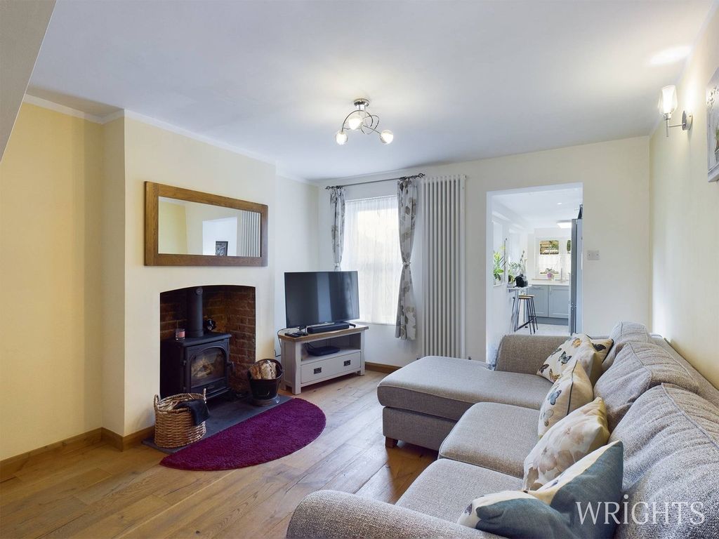 Property photo 3 of 14