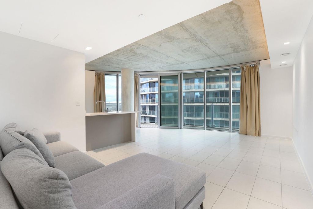 Property photo 2 of 14 10Ilagna.Jpeg