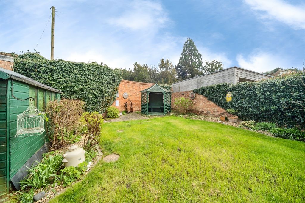 Property photo 2 of 18