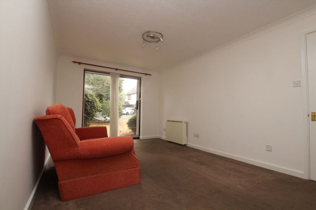 Property photo 2 of 4