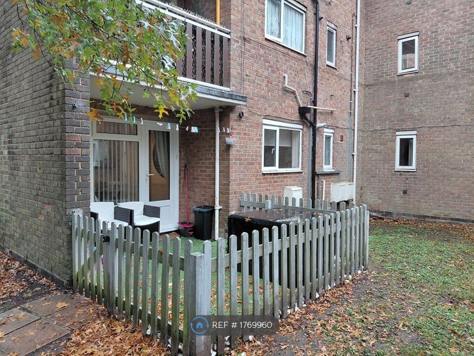 Property photo 1 of 9