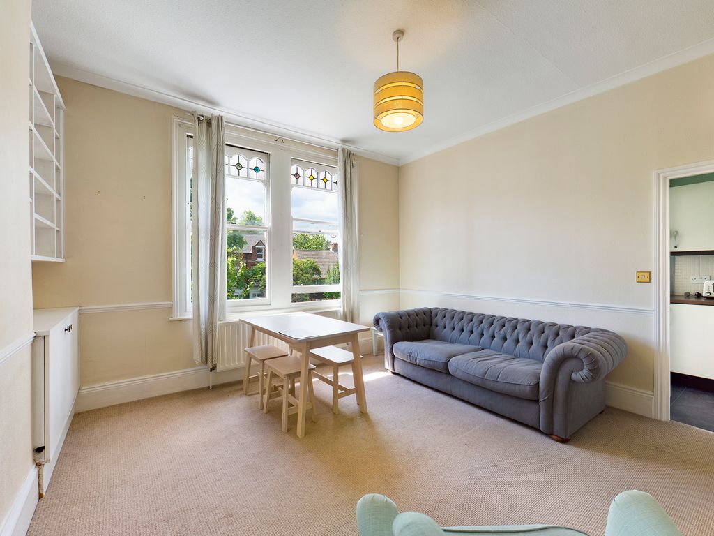 Property photo 3 of 11