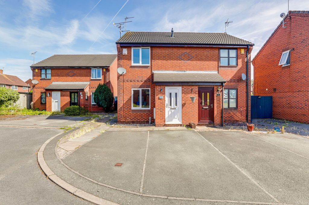 Property photo 1 of 13