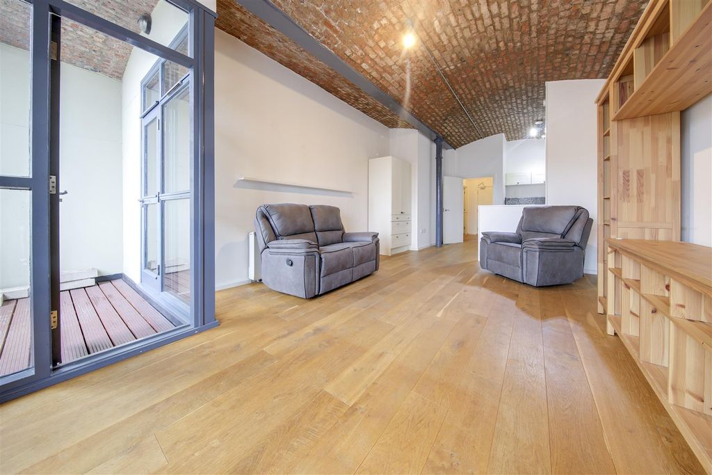 Property photo 1 of 11 542A5684-542A5688_1.Jpg