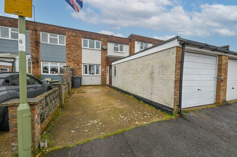 Property photo 1 of 10 Photo 3