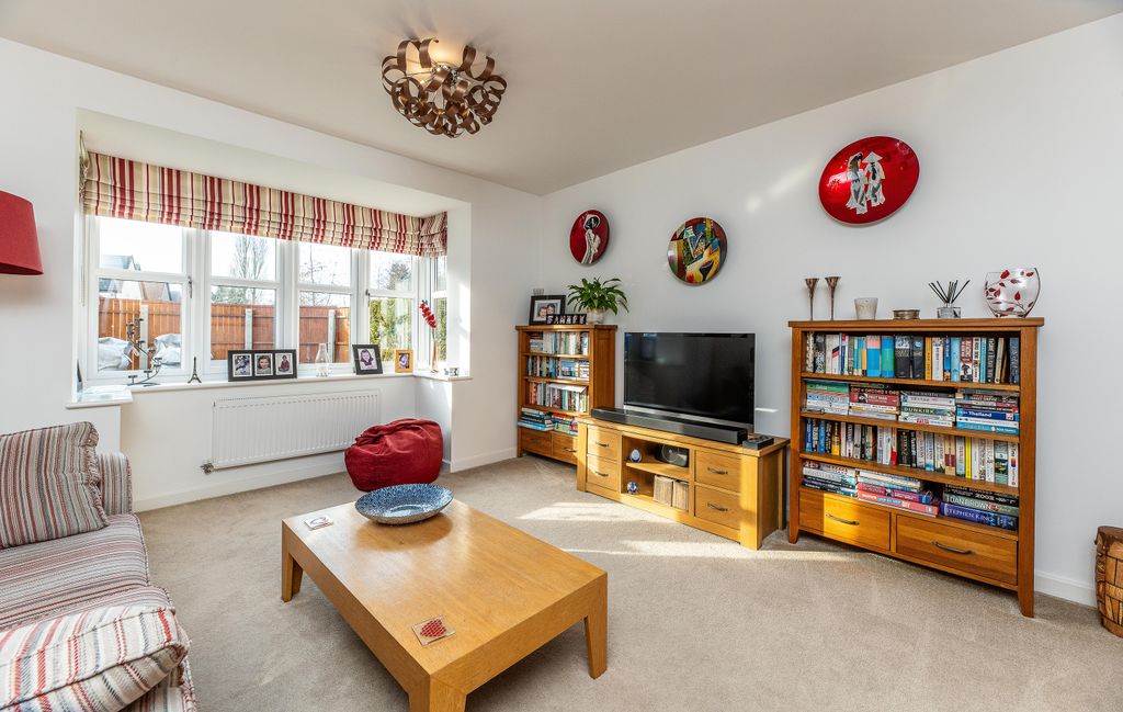 Property photo 2 of 24