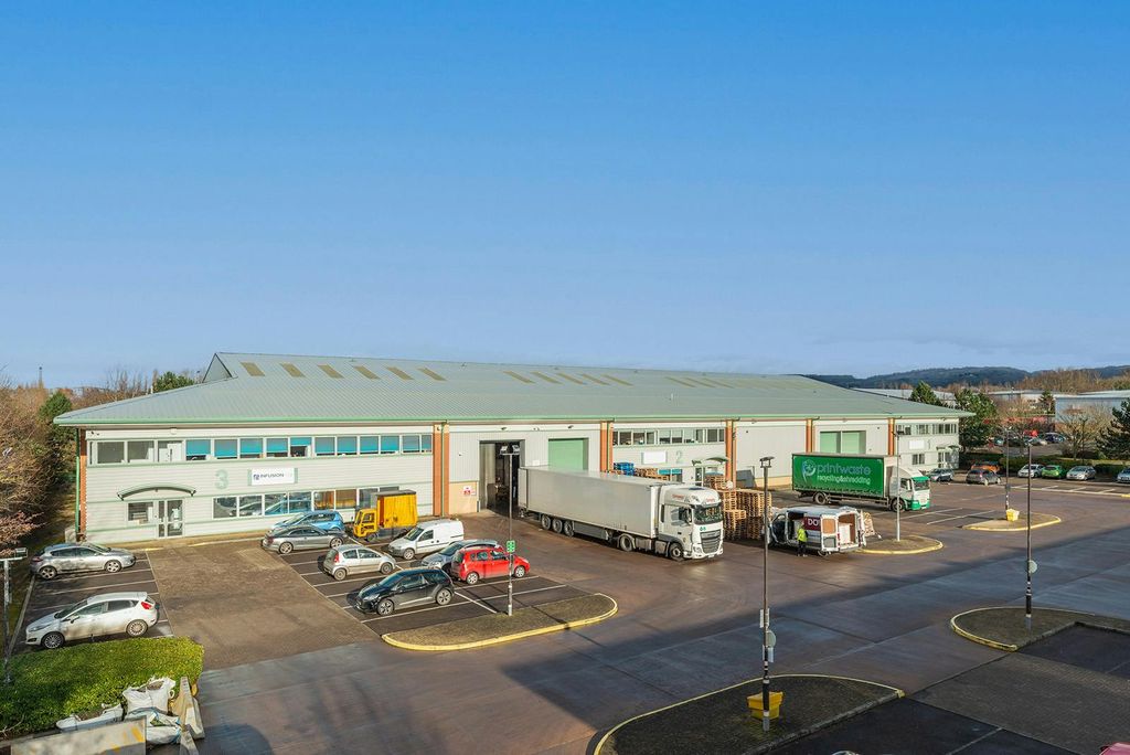 Property photo 3 of 7 Io Centre, Gloucester Bp-17.Jpg