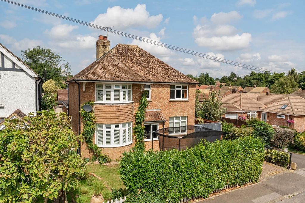 Property photo 1 of 20 1333303-1-688ce0ce6F6B9-Arw-1.Jpg