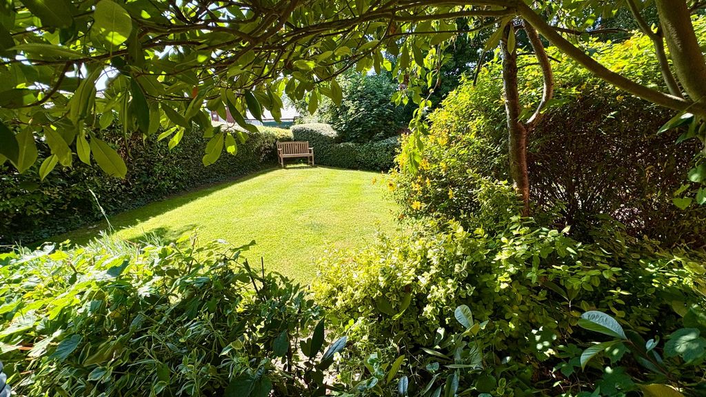 Property photo 3 of 19