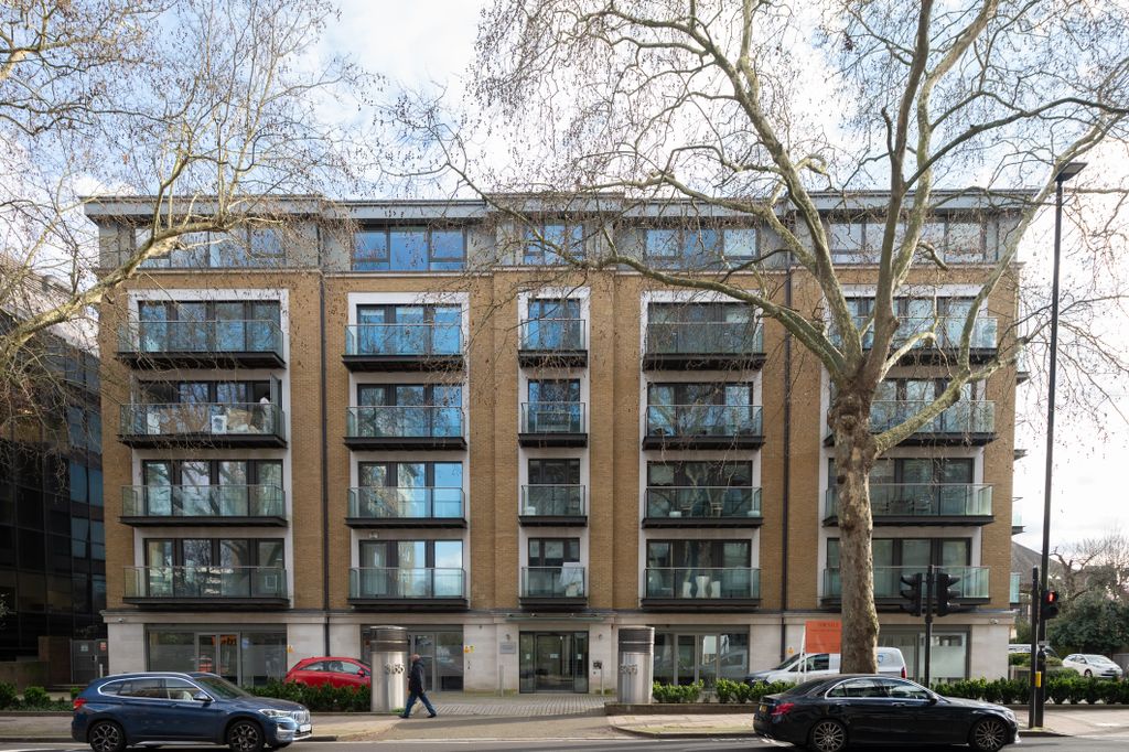 Property photo 1 of 16