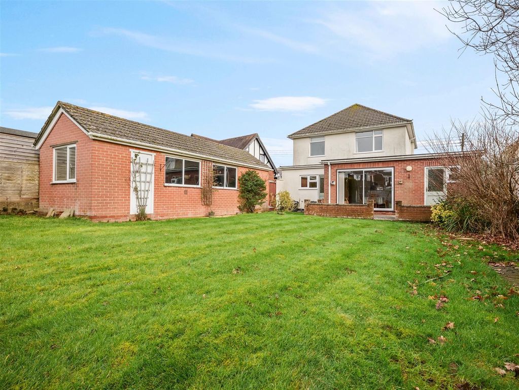 Property photo 2 of 18 Jpeg-Optimizer_P1216550.Jpg