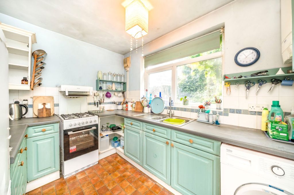 Property photo 3 of 11 Picture No. 17