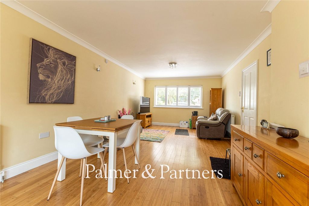 Property photo 2 of 26 Picture No. 05