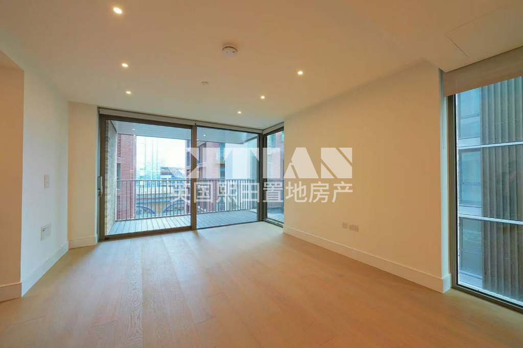 Property photo 1 of 8