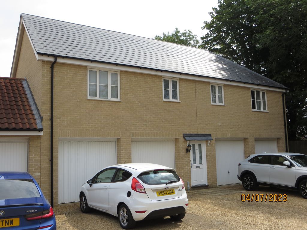 Property photo 1 of 10 Front