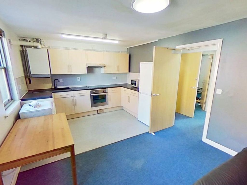 Property photo 2 of 4