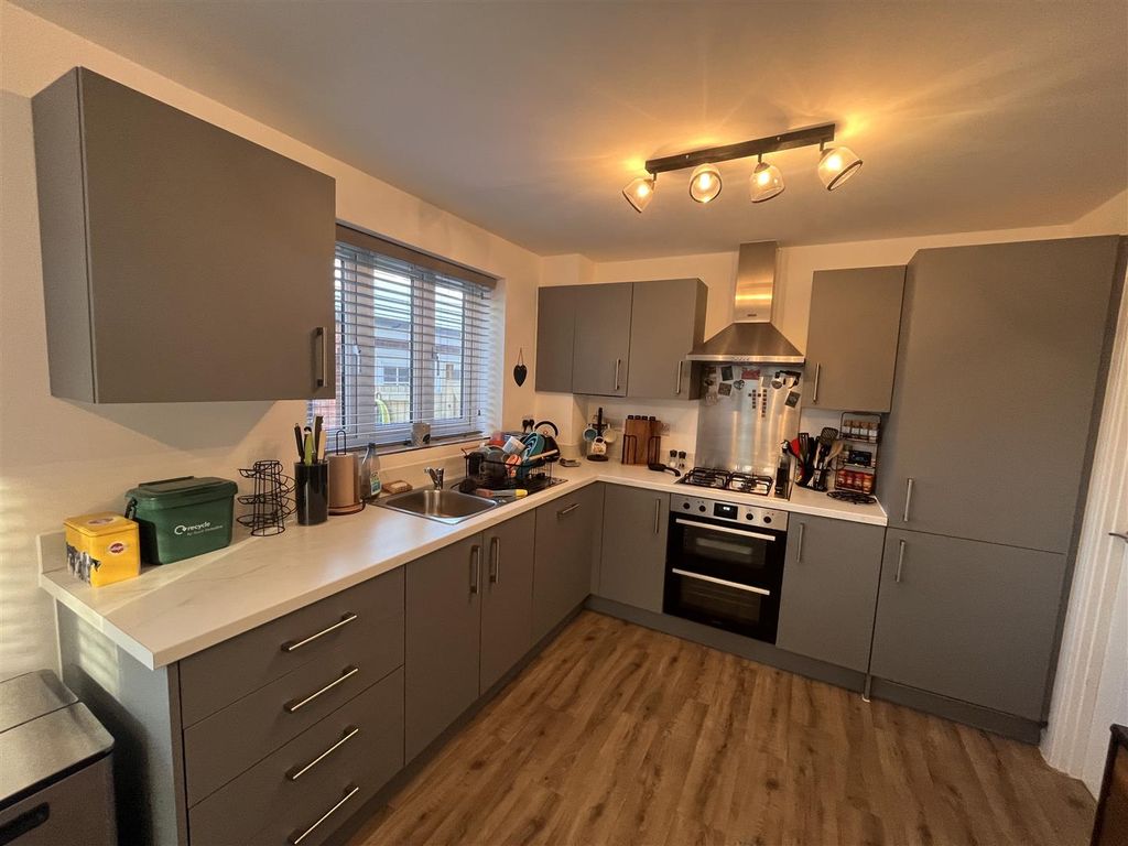 Property photo 3 of 17 Img_0708.Jpg