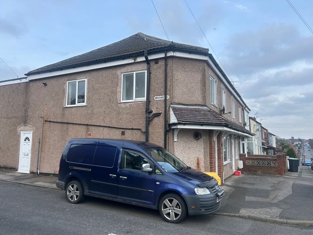 Property photo 1 of 7 Front