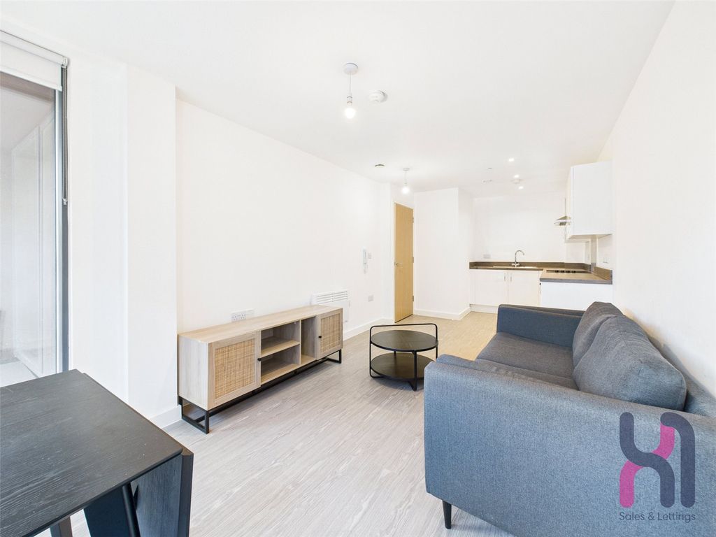 Property photo 3 of 13 Picture No. 07