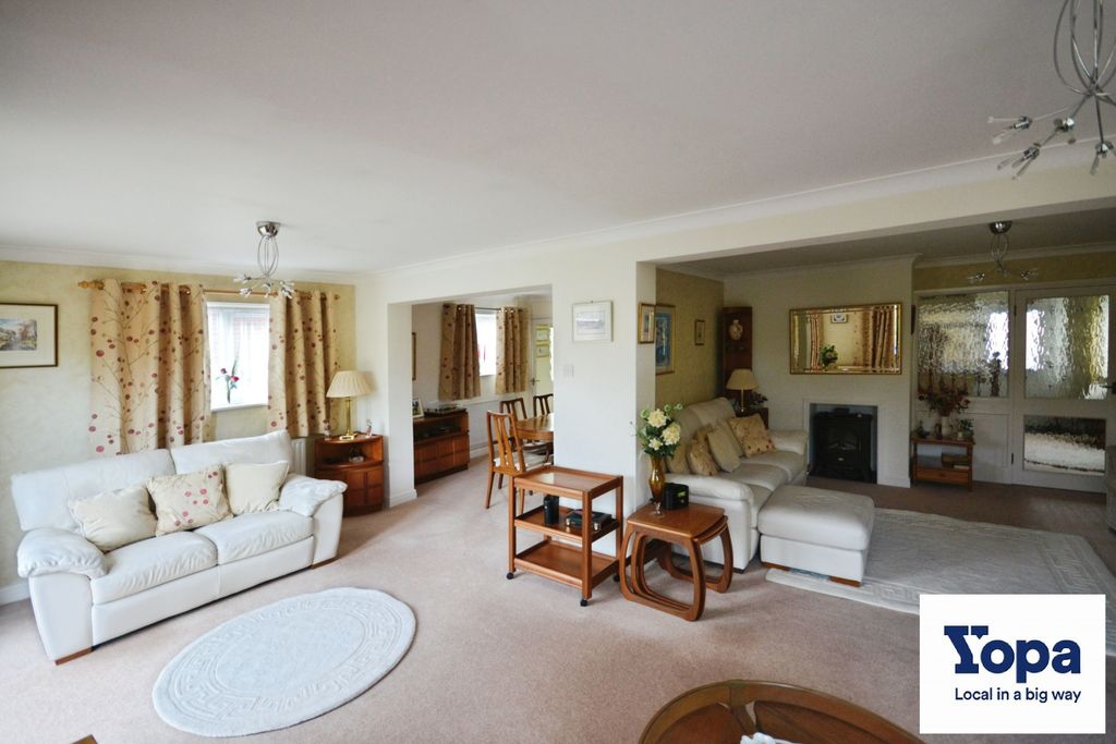 Property photo 3 of 26 Photo #3