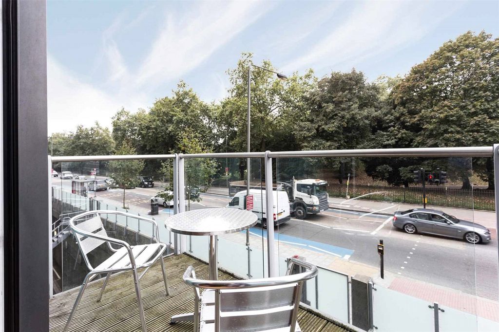 Property photo 2 of 13 Picture No. 01